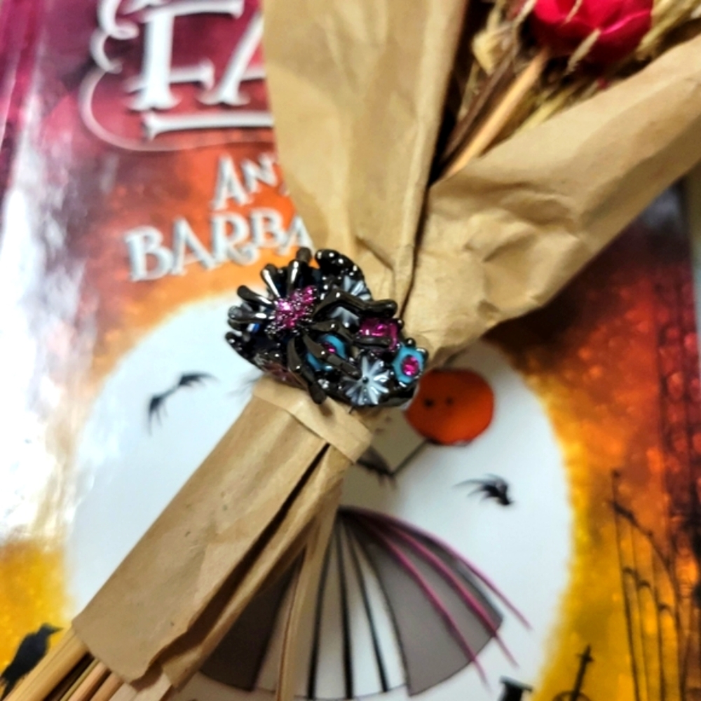 Betsey Johnson Spider Ring Size 9